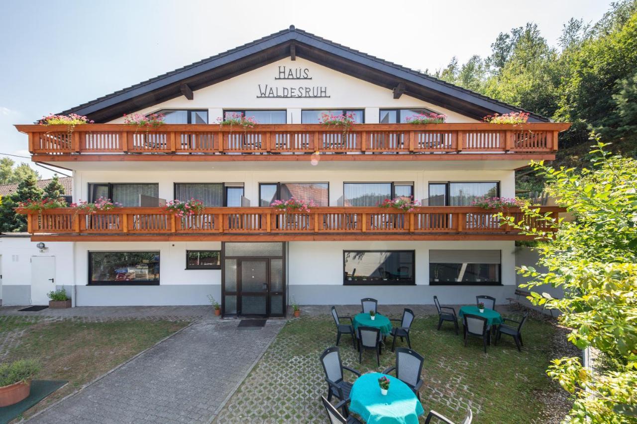 Hotel Restaurant Haus Waldesruh Eppenbrunn ภายนอก รูปภาพ